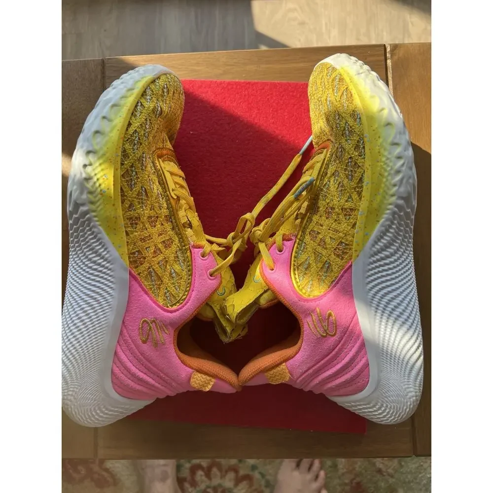 Under Armour Curry 9 Flow Sesame Street Sneakers 6 Y Womens 8 Yellow White pink